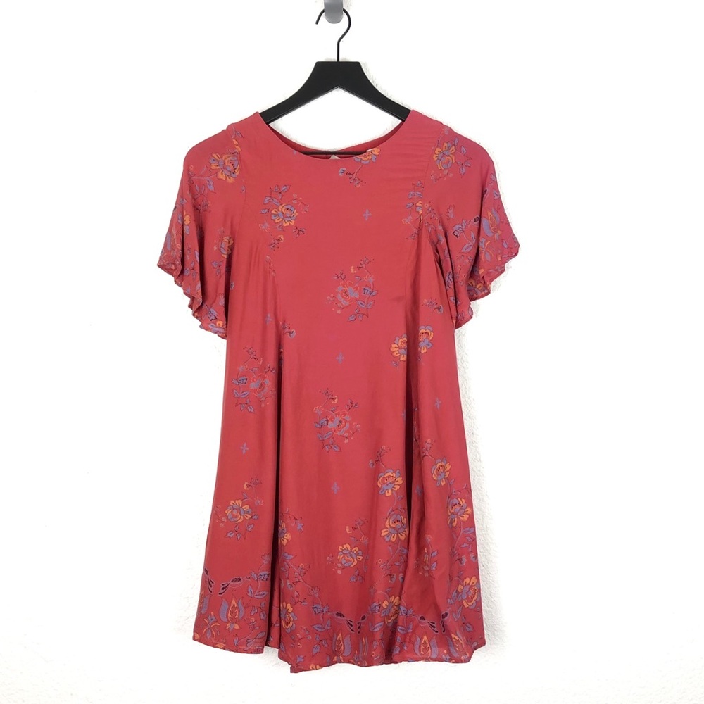 💎 3/$20 💎 Kimchi Blue Tunic Swing Dress Floral Open Back